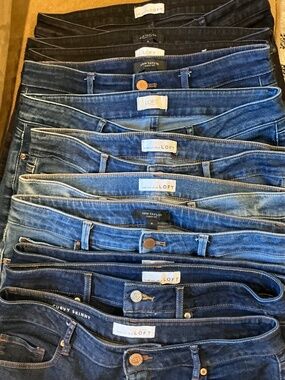 LOFT Curvy Skinny Jeans Bundle – Size 10 – 11 Pairs (8 Blue, 3 Black) – GUC